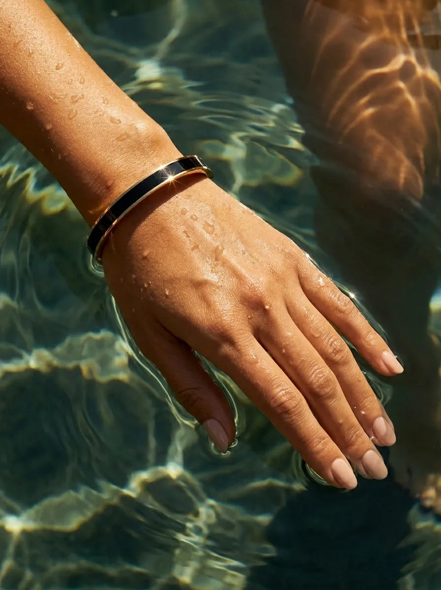 Noire Enamel 18ct Gold Plated Bangle