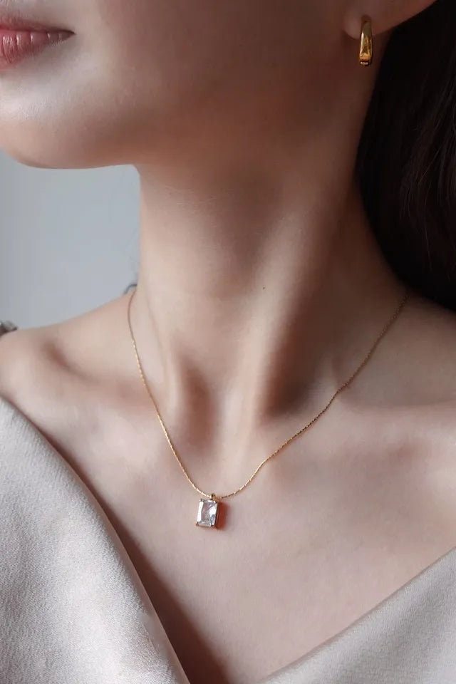 Blanche Diamant Pendant Necklace - 18ct Gold Plated