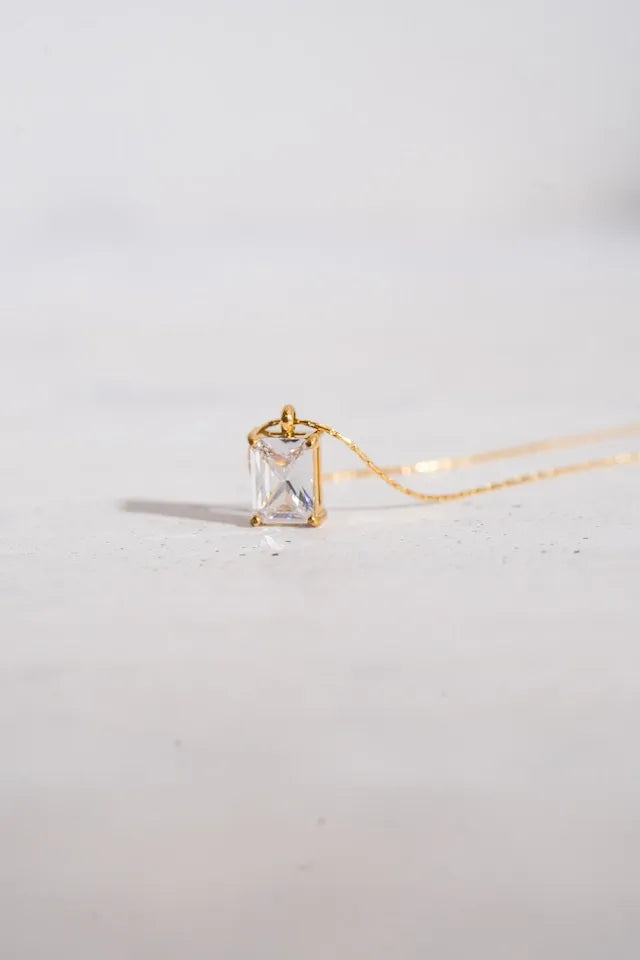 Blanche Diamant Pendant Necklace - 18ct Gold Plated