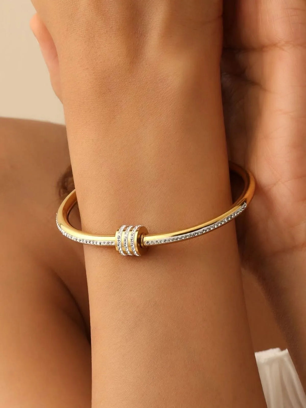 Aurore Twisted  18ct Gold Plated Bangle