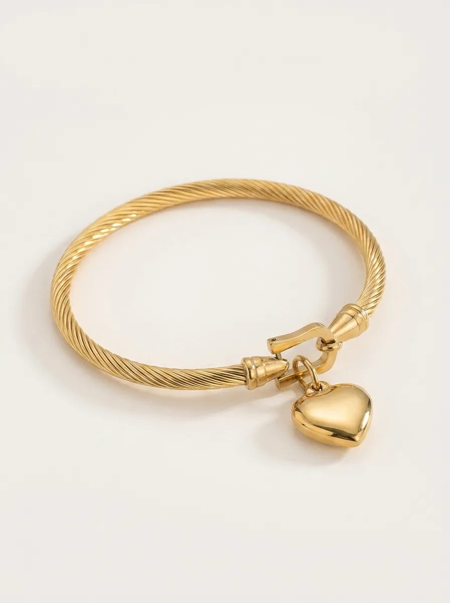 Amour Charm Heart 18ct Gold Plated Bangle