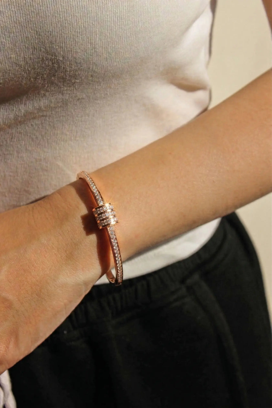 Rosée Pavé Barrel Bangle