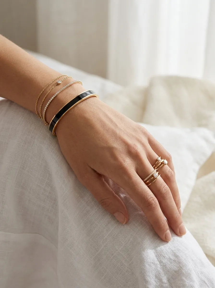 Noire Enamel 18ct Gold Plated Bangle