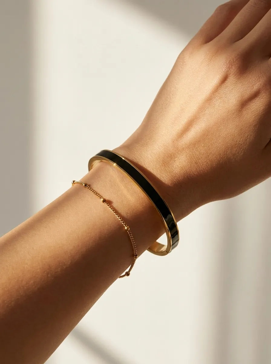 Noire Enamel 18ct Gold Plated Bangle