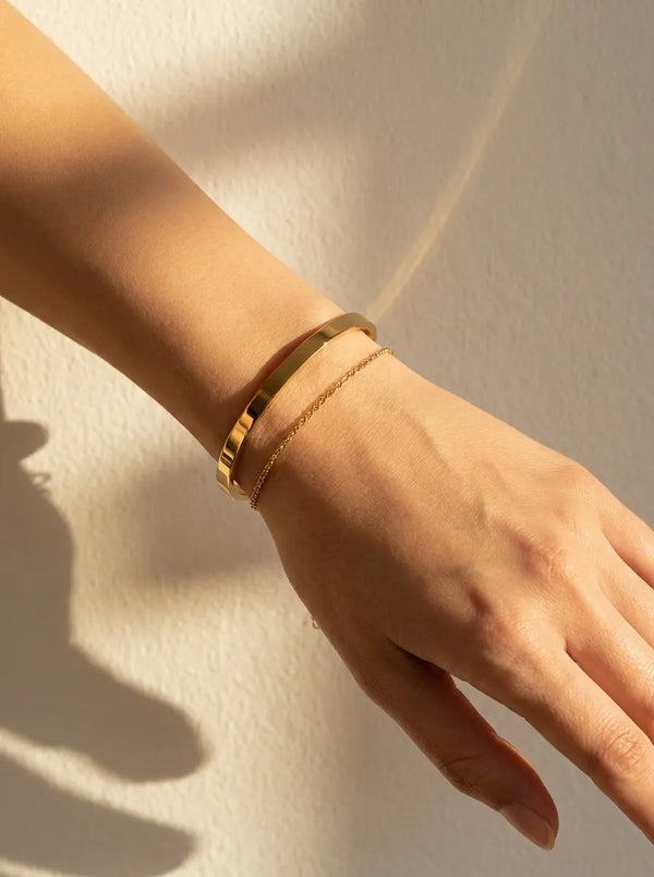 Épure Minimalist 18ct Gold Plated Cuff