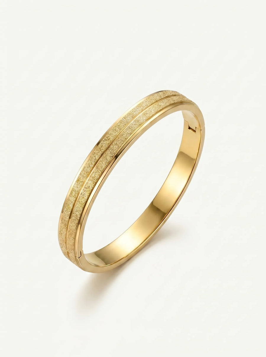 Sablé Textured 18ct Gold Plated Bangle